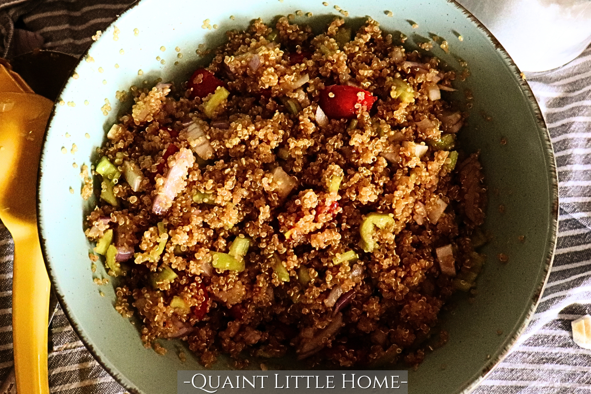 ΚΑΛΟΚΑΙΡΙΝΗ ΣΑΛΑΤΑ ΚΙΝΟΑ (ΝΗΣΤΗΣΙΜΗ)